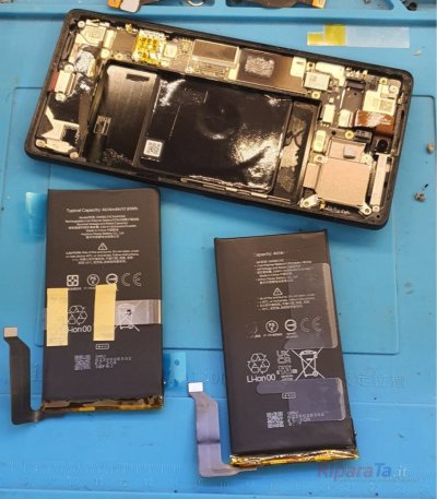 Google Pixel 6: foto 2 dell'intervento in laboratorio