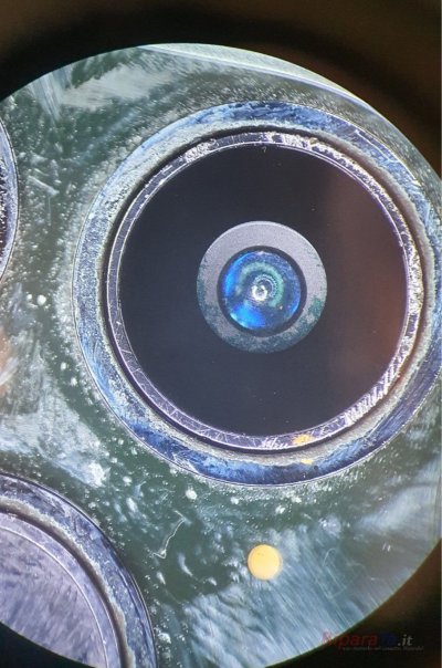 Apple iPhone 13 Pro: foto 8 dell'intervento in laboratorio