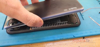 Xiaomi Redmi Note 10 5G: foto 7 dell'intervento in laboratorio