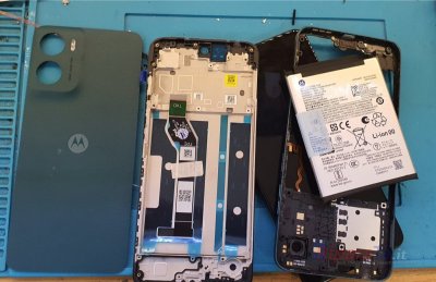 Sostituzione display Motorola Moto G05 con LCD Service Pack